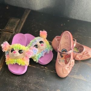 Girls shoes size 11